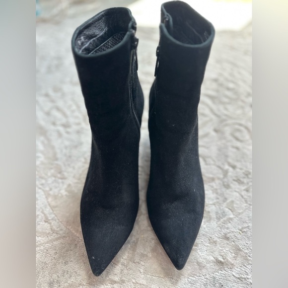 Aquatalia Suede Pointed Toe Kitten Heel Booties – Black – Size 9 - Picture 1 of 7